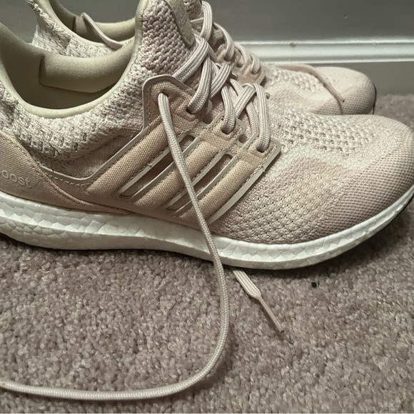 Women’s Ultra Boost 5.0 Halo Ivory size 7 - Picture 7 of 12